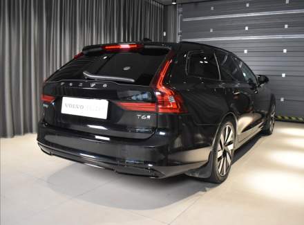 Volvo - V90