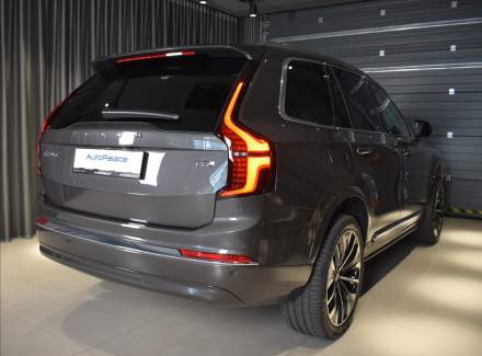 Volvo - XC90