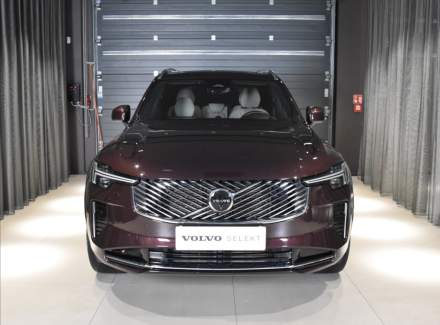 Volvo - XC90