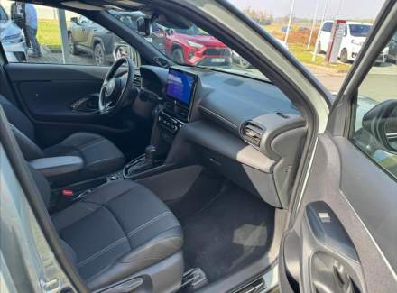 Toyota - Yaris Cross