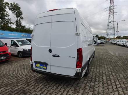 Mercedes-Benz - Sprinter