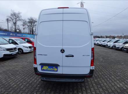 Mercedes-Benz - Sprinter