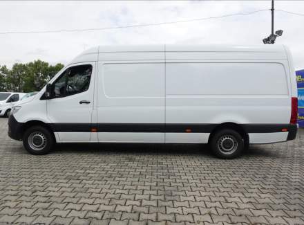 Mercedes-Benz - Sprinter