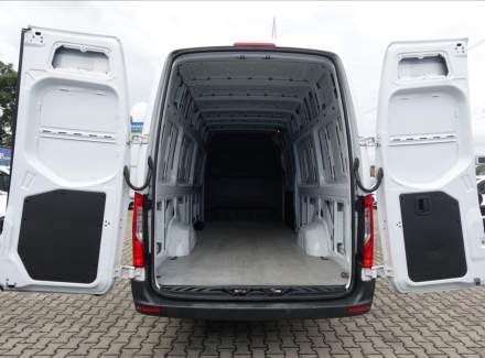 Mercedes-Benz - Sprinter