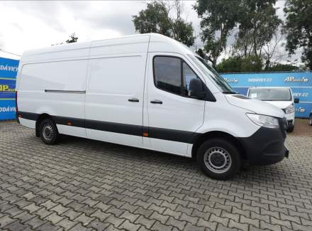 Mercedes-Benz - Sprinter