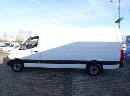 Mercedes-Benz - Sprinter