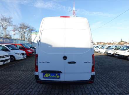 Mercedes-Benz - Sprinter