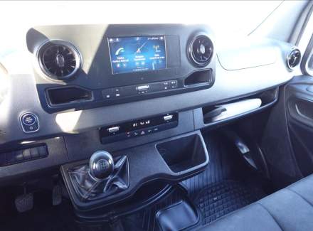 Mercedes-Benz - Sprinter
