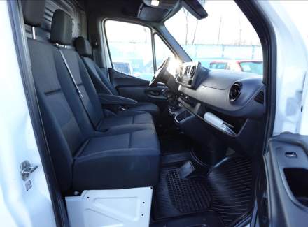 Mercedes-Benz - Sprinter
