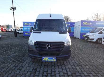 Mercedes-Benz - Sprinter