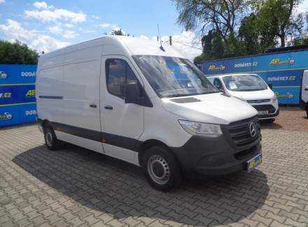 Mercedes-Benz - Sprinter