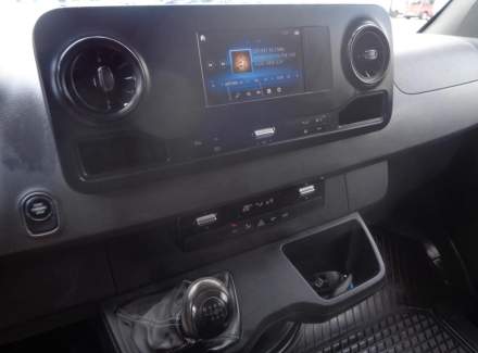 Mercedes-Benz - Sprinter