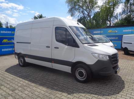 Mercedes-Benz - Sprinter