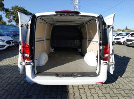 Mercedes-Benz - Vito