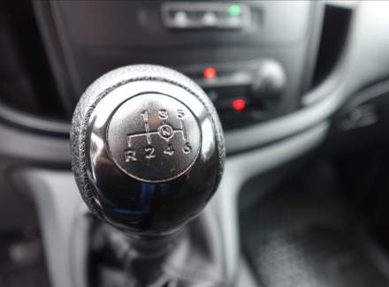 Mercedes-Benz - Vito