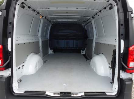 Mercedes-Benz - Vito
