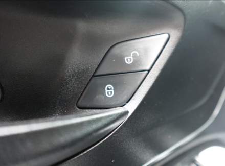 Mercedes-Benz - Vito