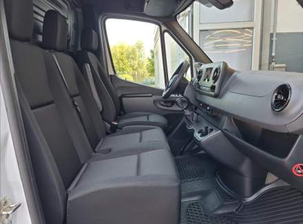 Mercedes-Benz - Sprinter