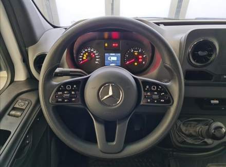 Mercedes-Benz - Sprinter