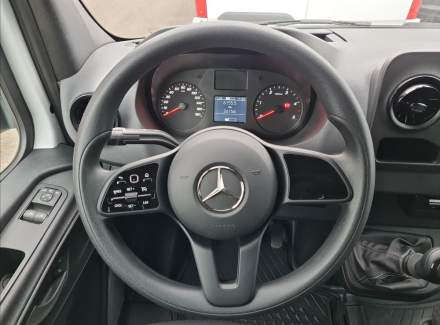 Mercedes-Benz - Sprinter
