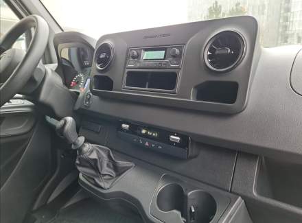 Mercedes-Benz - Sprinter
