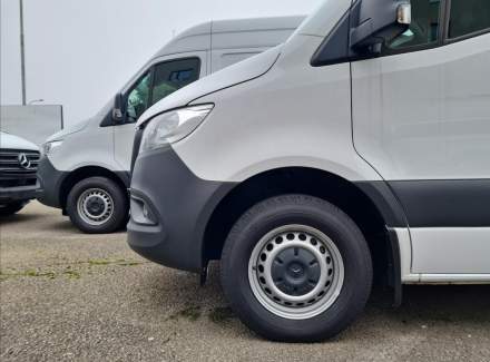 Mercedes-Benz - Sprinter