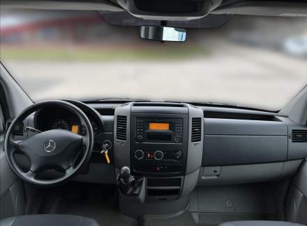 Mercedes-Benz - Sprinter