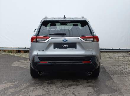Toyota - RAV 4
