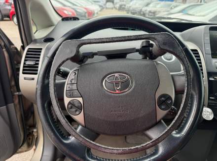 Toyota - Prius