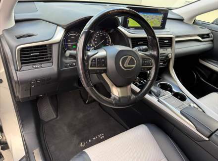 Lexus - RX