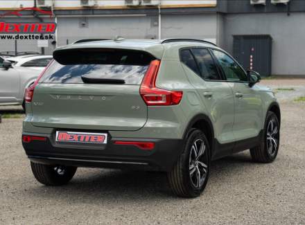 Volvo - XC40