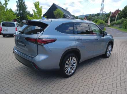 Toyota - Highlander