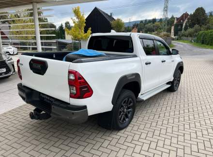 Toyota - Hilux