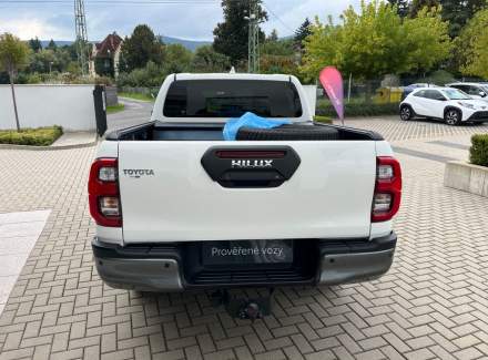 Toyota - Hilux