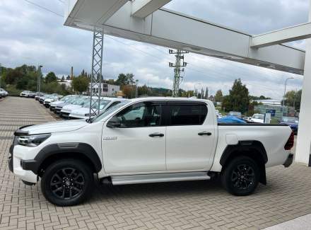 Toyota - Hilux