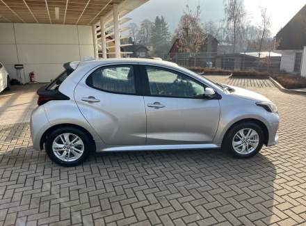 Toyota - Yaris
