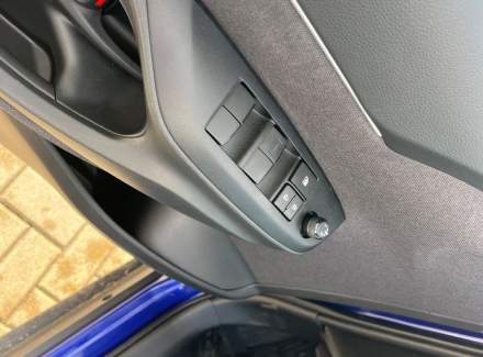 Toyota - Yaris Cross