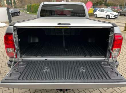 Toyota - Hilux