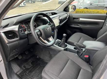 Toyota - Hilux