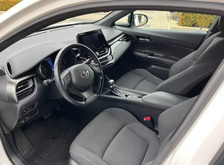 Toyota - C-HR