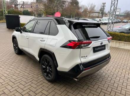 Toyota - RAV 4