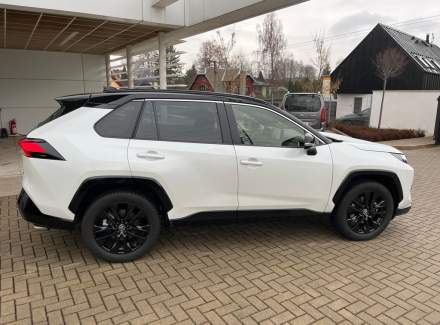 Toyota - RAV 4