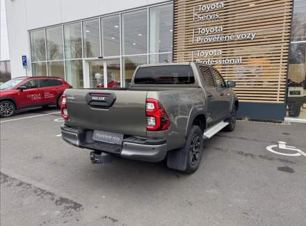 Toyota - Hilux