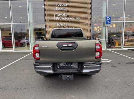 Toyota - Hilux