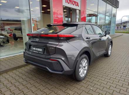 Toyota - C-HR