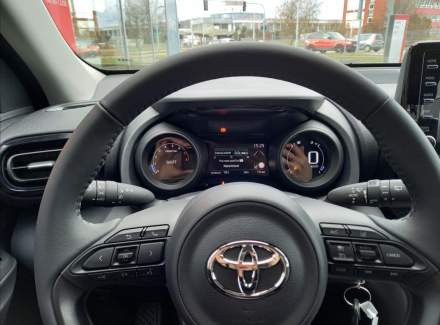 Toyota - Yaris Cross