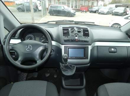 Mercedes-Benz - Vito