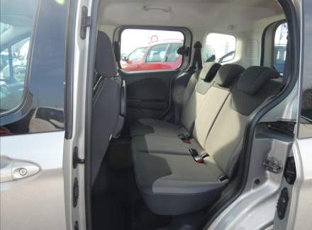 Ford - Tourneo Courier