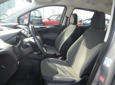 Ford - Tourneo Courier