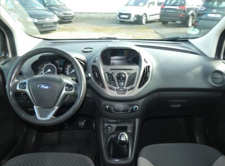 Ford - Tourneo Courier